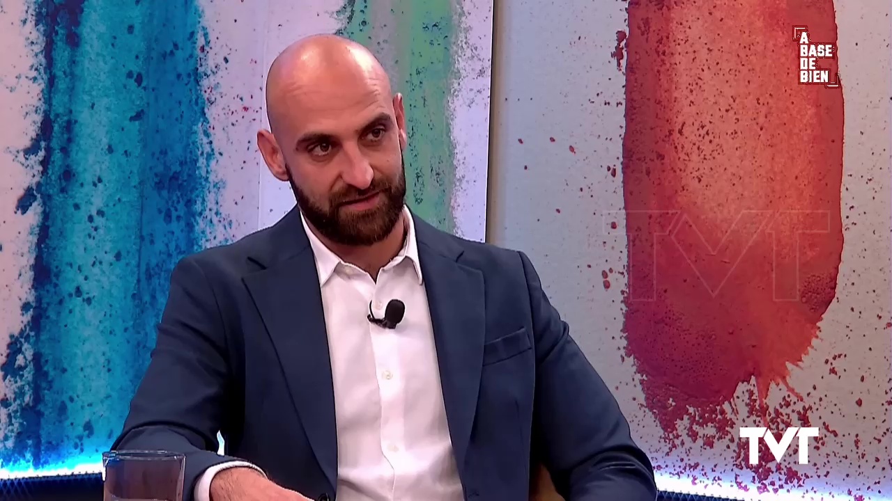 13 - Francisco Montesinos